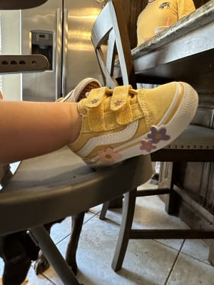 Toddler's Old Skool V Sneakers in Off-white/Floral Little Burgundy - Main Image