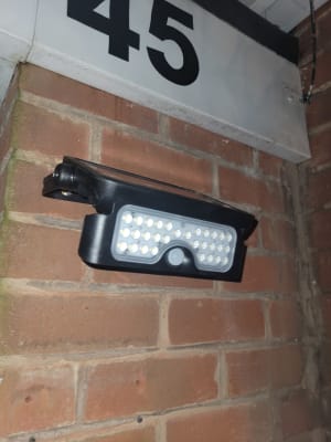 Luceco solar 2025 guardian 5w floodlight