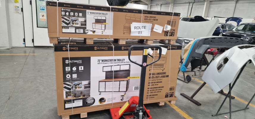 Garage clearance workstation trolley