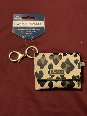 Itzy ritzy mini wallet