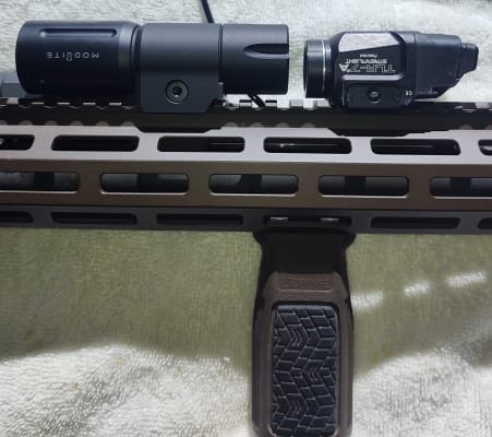 Modlite PLHv2 PDW-18350 Weapon Light Picatinny Rail FDE