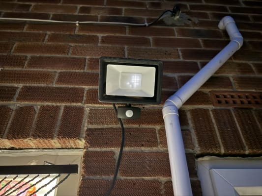 Luceco IP65 Black PIR Floodlight with Ball Joint 30W Wickes