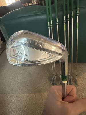 ZXi5 Irons | Golf Clubs | Dunlop Sports US