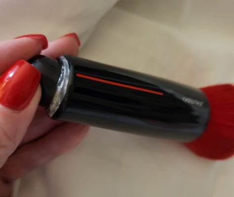 DAIYA FUDE Face Duo - Double Ended Makeup Brush | SHISEIDO