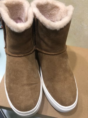 UGG W AIKA ブラウン 6 (US) UGG Aika Boots - Women's | Altitude Sports
