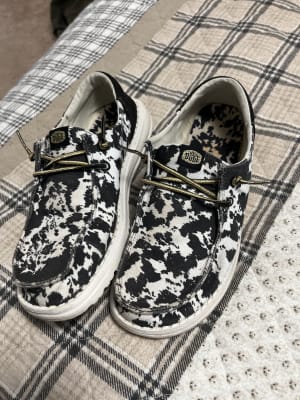 さっちゃん Wendy Funk Holiday Sparkle – HEYDUDE shoes