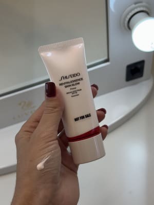 REVITALESSENCE SKIN GLOW Hydrating Primer - SPF 25 | SHISEIDO