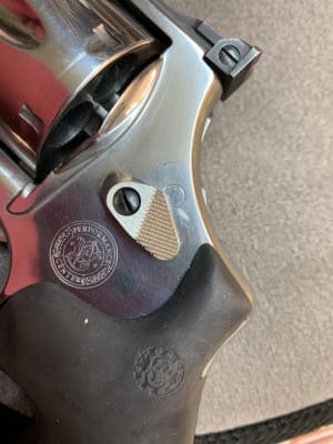 HERRETT' WALNUT TARGET GRIPS FOR SMITH & WESSON K&L SQUARE BUTT FRAME Thumb Rest