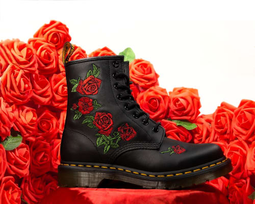 Marco Polo Dwang dennenboom Dr. Martens 1460 Vonda Floral | Womens Leather Lace Up Boot | Rogan's Shoes