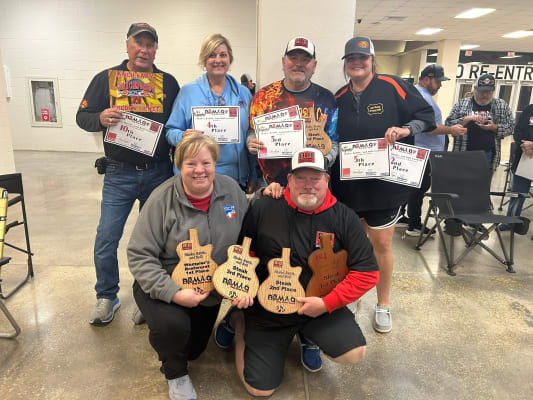 Choose Competition Oak and Hickory Charcoal for the BBQ