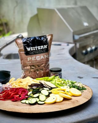 Pecan wood chips for smoking shop