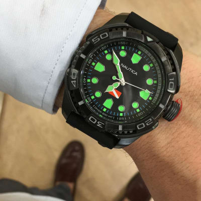 Nautica tarpoon dive store watch