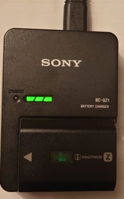 Sony BC-QZ1 acculader voor de NP-FZ100 kopen? | Cameranu!