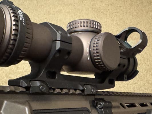 実物　trijicon RMR トリジコン　EOTECH GEISSELE 実物 trijicon RMR トリジコン EOTECH GEISSELE