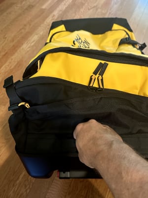 North face rolling thunder 30 deals yellow