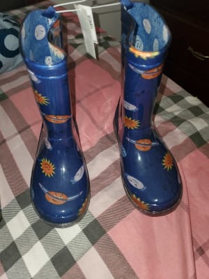 Old navy boys rain boots top