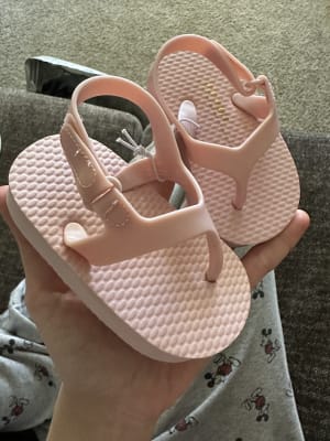 Old navy store baby flip flops
