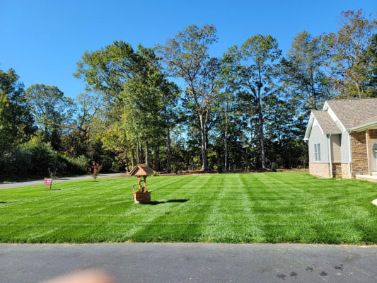 Lazer Z S Series Commercial Zero Turn Mowers Exmark