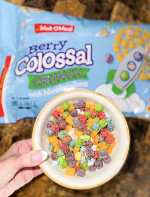 Berry Colossal Crunch with Marshmallows | Malt-O-Meal