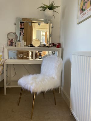 Dressing table chair homebase outlet