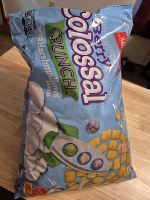 【限定品・美品】CEREAL Vol.14 l(imited Edition) Berry Colossal Crunch with Marshmallows | Malt-O-Meal