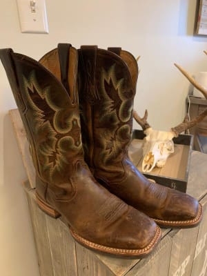 Ariat Men s Tombstone Western Boots Chestnut elliottsboots