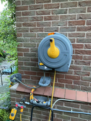 Buy Hozelock wall mounted fast reel with 40m hose: Delivery by Crocus
