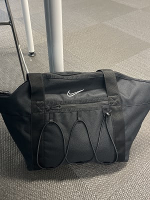 Nike One Women's Training Tote Bag (18L). Nike UK