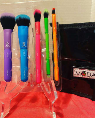 MŌDA® Posh Pastel 6pc Total Face Flip Kit – MŌDA® Brush