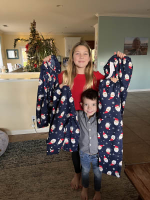 Old Navy Gender-Neutral Matching Flannel Pajama Set for Kids