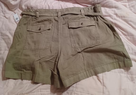 Extra High-Waisted Tie-Front Cargo Workwear Shorts -- 4-inch