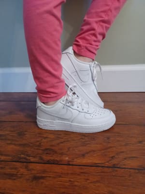 Nike Air Force 1 LV8 Prechool Lifestyle Shoes White Pink DX3728-100 – Shoe  Palace