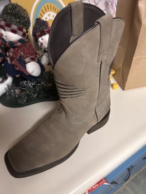 Circuit patriot boots deals