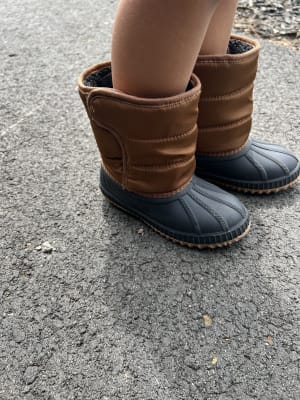 Velcro sale duck boots