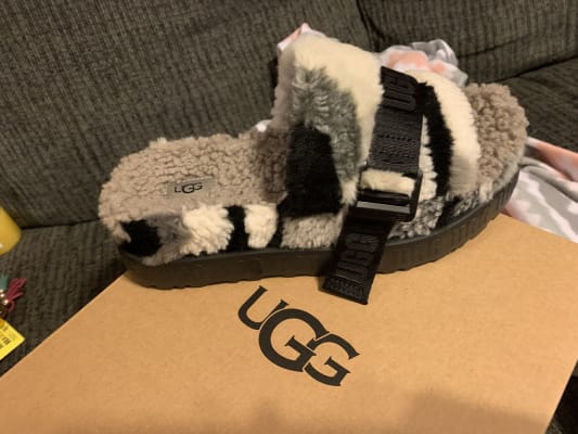 UGG FLUFFITA CALI COLAAGE サンダル Fluffita Cali Collage Flatform Sandal | UGG® Official