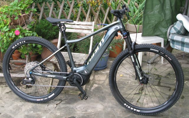 Giant fathom 2025 1 27.5
