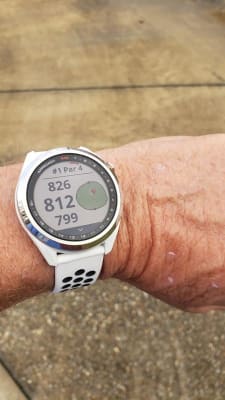 New Garmin Approach S42 Watch Carbon Grey / Black GPS/Range