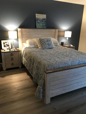 Willowton full shop panel bed