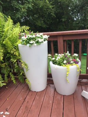 Solar Illuminated Planter Tall
