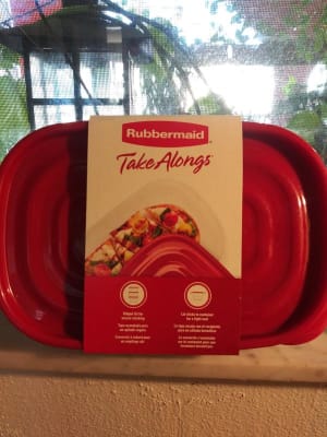 Rubbermaid® Take-Along® Holiday Square Containers & Lids, 4 pk