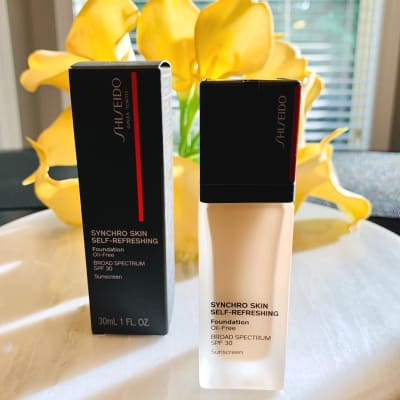 Synchro Skin Self-Refreshing Lightweight Foundation | SHISEIDO Synchro Skin Self-Refreshing Lightweight Foundation | SHISEIDO