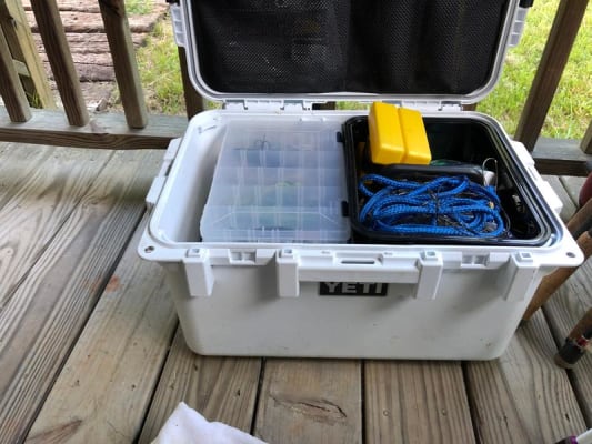  YETI LoadOut GoBox Divided Cargo Case, King Crab : Sports &  Outdoors