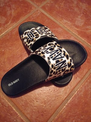 Logo Graphic Pool Slide Sandals Old Navy