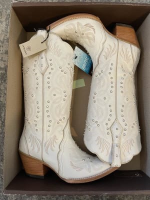 Ariat Pearl Leather Western Boot Women's Shoes in Pearl White