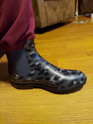 Old Navy Women's Water-Repellent Pull-On Chelsea Rain Boots - - Size 9