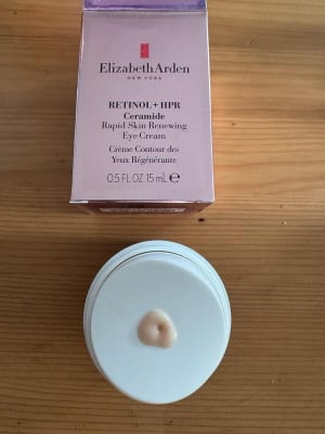 Elizabeth Arden - Retinol + HPR Ceramide Capsules Rapid Skin