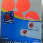Avery Self-Adhesive Removable Labels, 1-1/4 Diameter, Yellow Neon, 400 per  Pack (5499) 