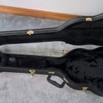 musician's gear electric bass case violin shaped black
