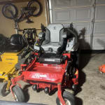 Exmark Lazer Z E-Series Mower | Model LRE921GKA604A3