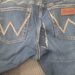 Women's Wrangler Retro® Mae Jean in Deadwood